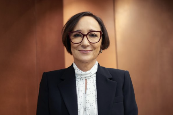 <p>Amparo Cornejo, la chilena en la primera línea de Teck Resources, ahora Anglo-Teck</p>