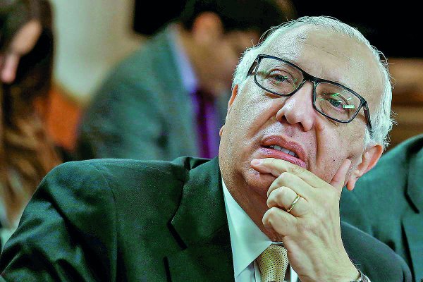 <p>Itaú insiste en solicitud de embargo “con la fuerza pública” de bienes de Saieh</p>