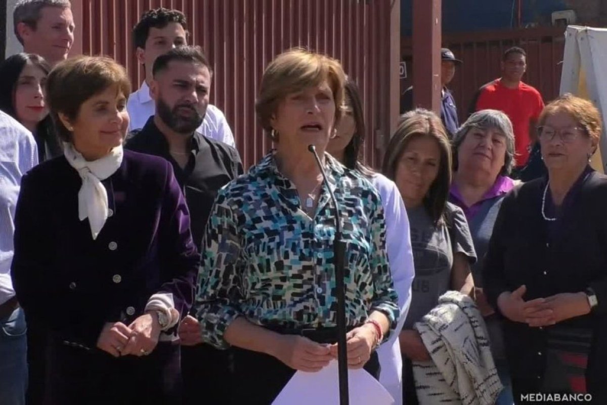 <p>Ahora en DF | Las propuestas de Evelyn Matthei para mejorar el acceso a medicamentos</p>