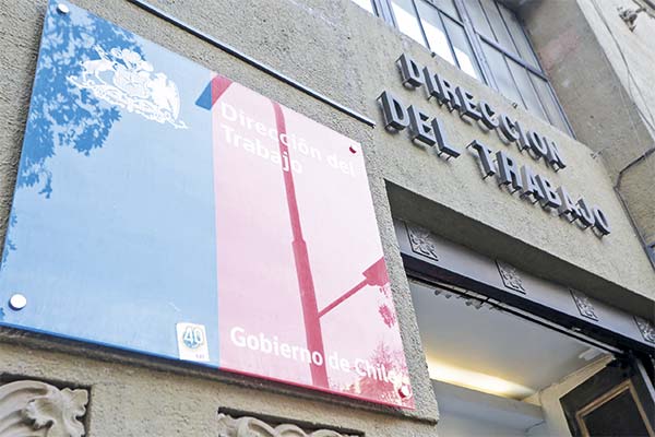 40 horas: la DT desestima solicitud de gremios y zanja que no se puede reducir jornada laboral en minutos a lo largo de una semana