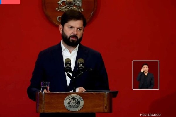 <p>Ahora en DF | Boric promulga ley que incorpora la Fiscalía Supraterritorial al Ministerio Público para combatir al crimen organizado y delitos de alta complejidad</p>