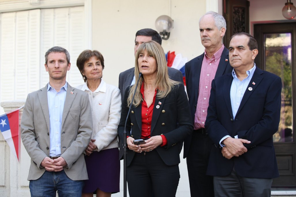 Tricel bloquea la reelección de Ximena Rincón: un fallo que redefine límites y fracturas en la política chilena