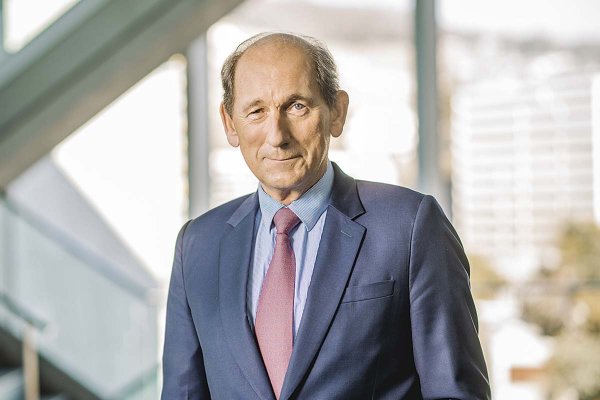 <p>El presidente de Nestlé dimitirá semanas después del despido del director ejecutivo</p>