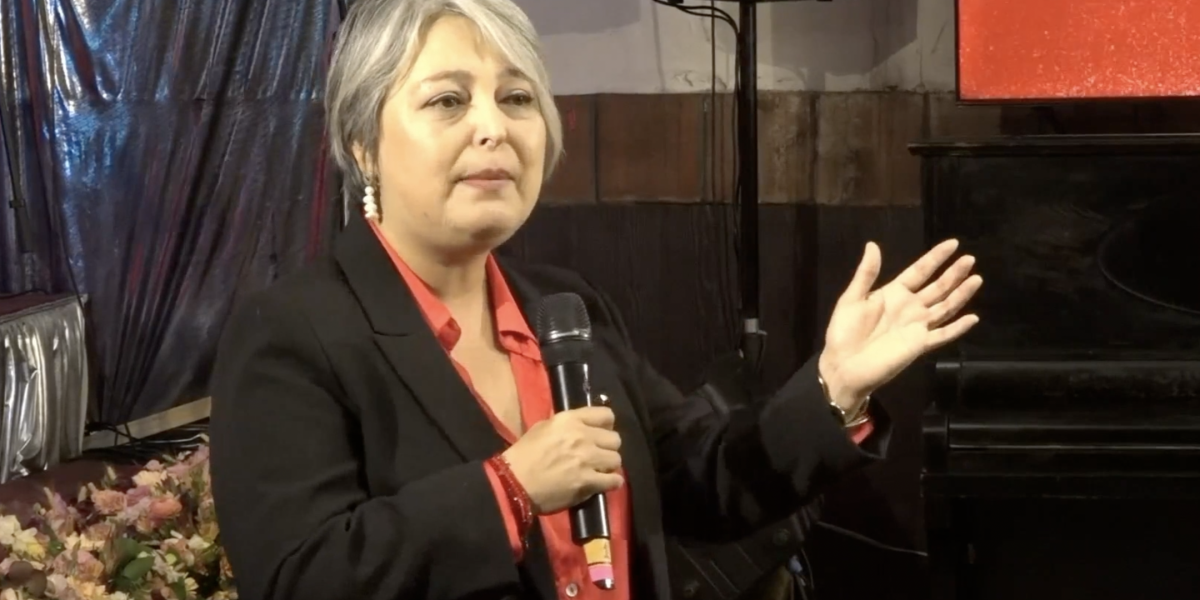 <p>Ahora en DF | Jara inicia su campaña presidencial y valora apoyo de Carolina Tohá</p>