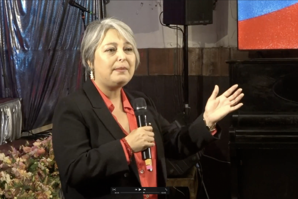 <p>Ahora en DF | Jara inicia su campaña presidencial y valora apoyo de Carolina Tohá</p>