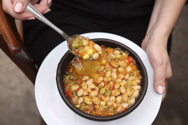 <p>18 todo el año: Dónde comer los mejores platos de comida chilena</p>
