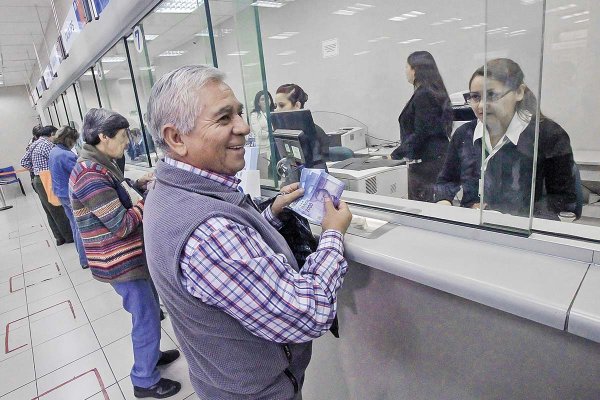 <p>Ad portas del Presupuesto 2026, Hacienda afina estrategia para terminar con bonos estatales con mala evaluación</p>