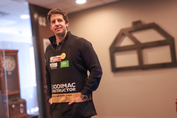 <p>El gerente de Retail Digital de Sodimac Chile, Jonathan Barbarach. Foto: Julio Castro</p>