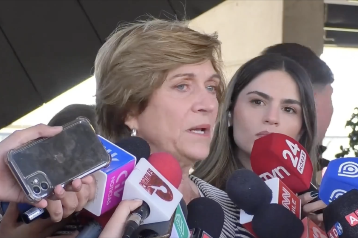 <p>Ahora en DF | Matthei asegura que está a favor del levantamiento del secreto bancario, pero con autorización de un juez</p>