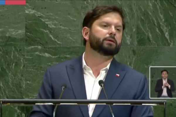 <p>Ahora en DF | Boric oficializa la candidatura de Bachelet como secretaria general de la ONU: “Es un tremendo honor”</p>