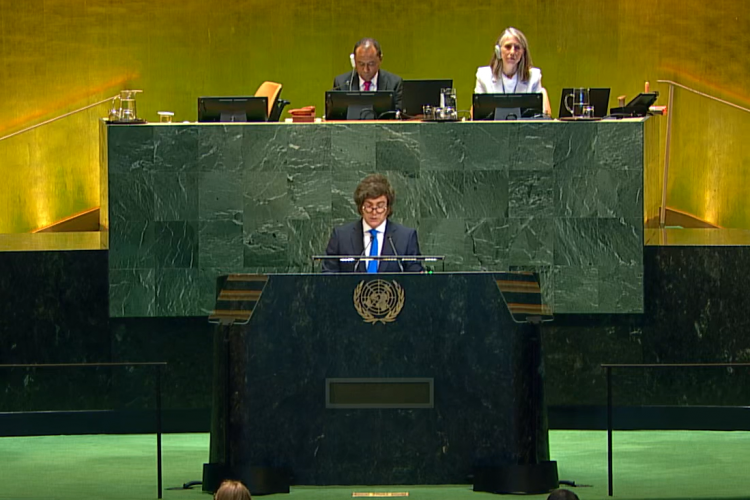 <p>Milei se alinea con Trump en la ONU: respaldó la política migratoria de EEUU, reclamó la soberanía de las Malvinas y lanzó contra Maduro</p>