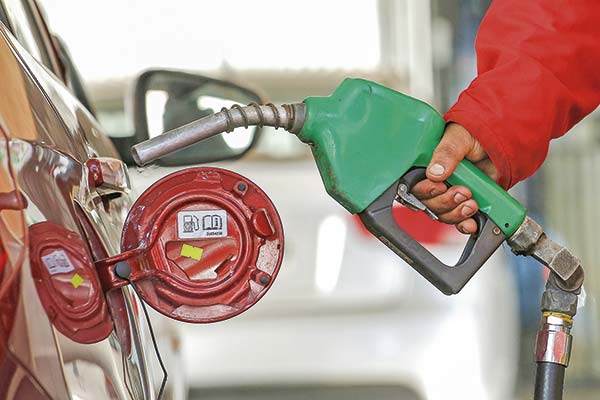 <p>Continúa acabándose el subsidio fiscal a los combustibles y la recaudación del Mepco supera los US$ 53 millones en el segundo trimestre</p>