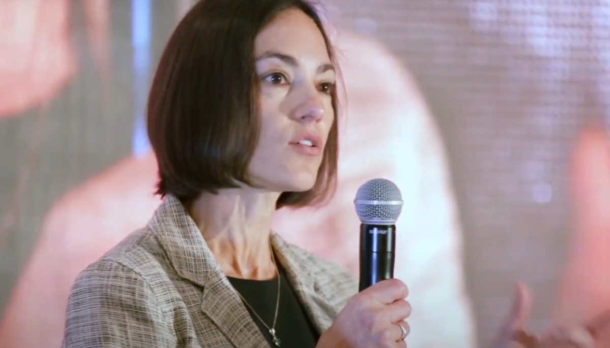 Valeria Alberola, la chilena que llega a encabezar el family office del padre de Jeff Bezos