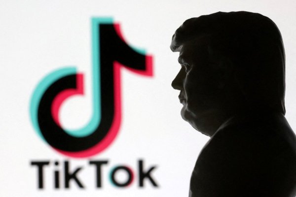 <p>Trump firma orden ejecutiva para facilitar venta de TikTok en EEUU y estima un valor de US$ 14 mil millones para la operación</p>