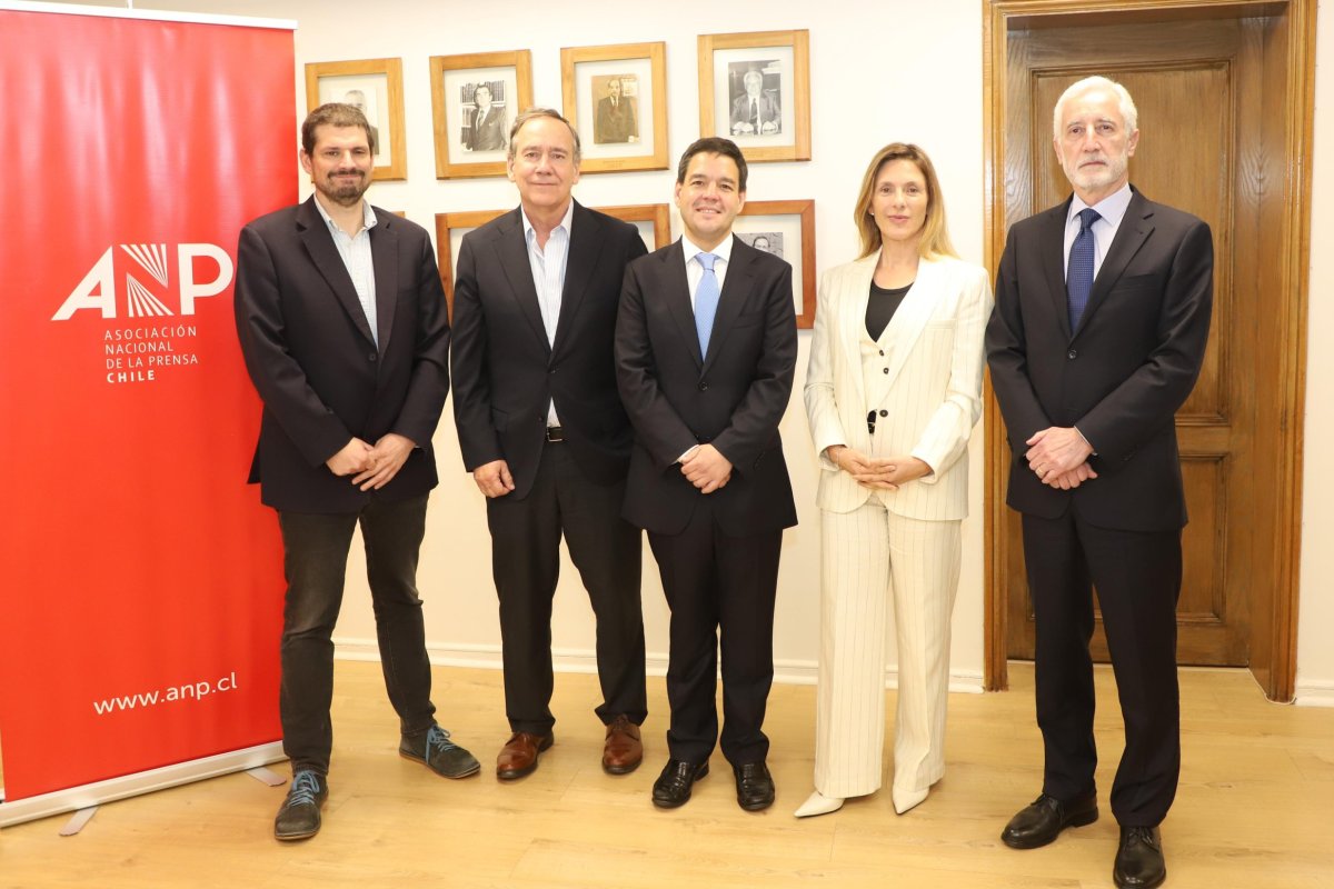 <p>José Tomás Santa María, director de Diario Financiero, asume como presidente de la Asociación Nacional de la Prensa</p>