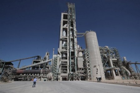 <p>Peruano Grupo Gloria y la ruta de la cal: asoman proyectos en Sudamérica y portafolio de materiales</p>