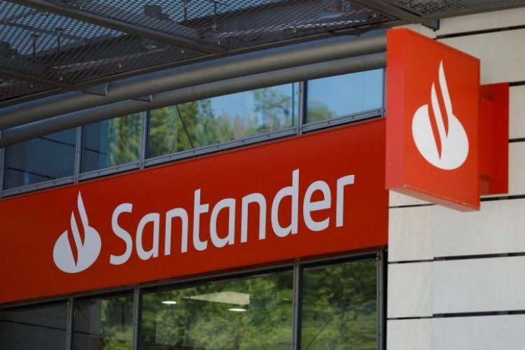 <p>Santander Brasil anuncia nuevo programa de recompra de acciones y ADR por hasta 1% de su capital</p>