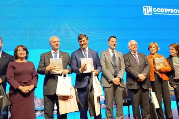 <p>Pago por voto enfrenta a candidatos Matthei, Kast y Parisi en debate presidencial en Valdivia</p>