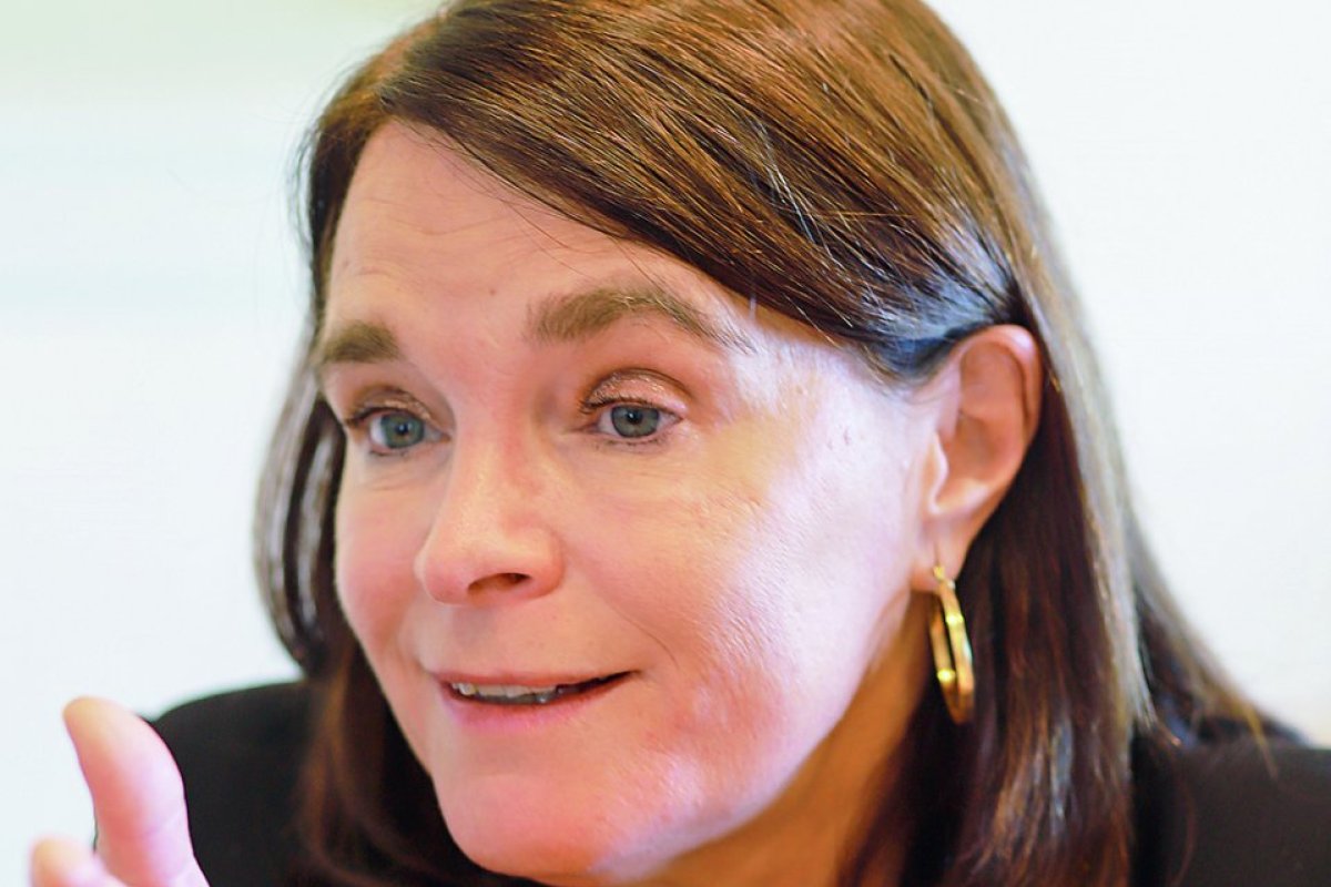<p>Cecilia Cifuentes, asesora económica de Evelyn Matthei: “Los republicanos no han cuidado lo suficiente las formas en el trato a la centroderecha”</p>