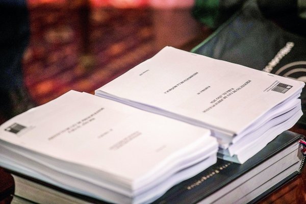<p>Comandos presidenciales ponen la lupa en la proyección de ingresos en Presupuesto 2026 y los fondos de libre disposición</p>