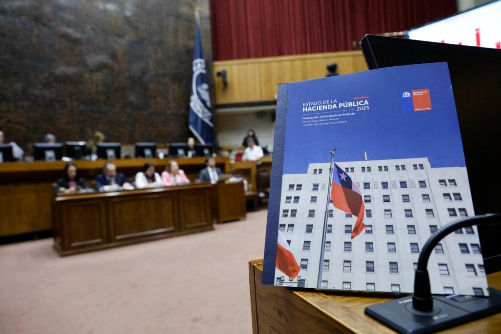 Salud lidera alzas en el contexto de baja de los GORE