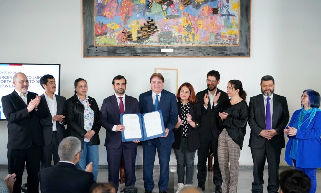 <p>Demoró, pero llegó: Gobierno presenta proyecto que crea un tercer juzgado laboral en Santiago</p>