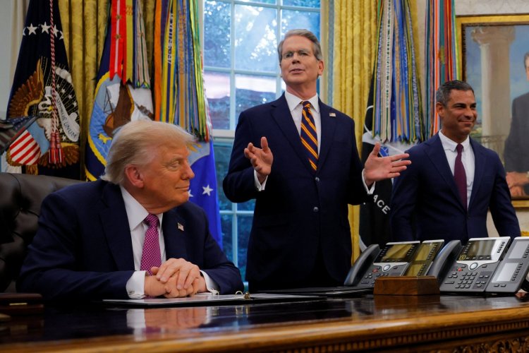 <p>EEUU no pondrá dinero en Argentina: "Es una línea swap", aclara el secretario del Tesoro</p>