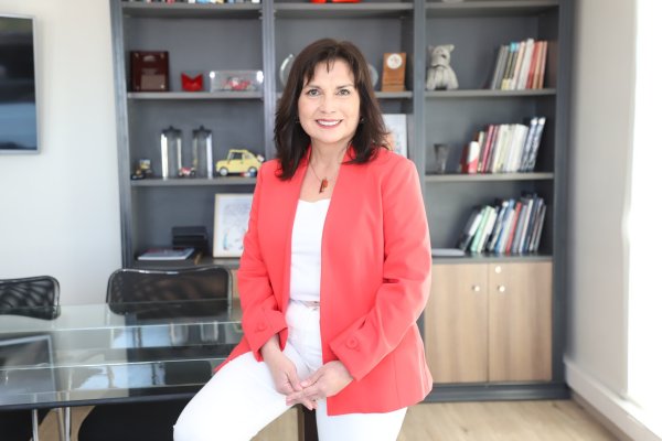 <p>Alejandra Ojeda, directora de asuntos públicos de Ipsos Chile. Foto: Julio Castro</p>