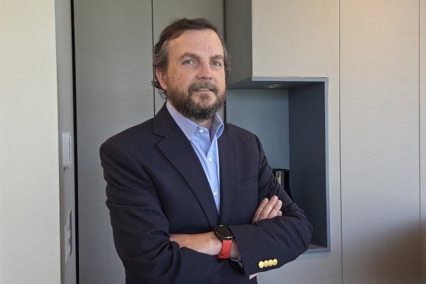 <p>Gabriel Atria, CFO de Dreams: "La compañía enfocará sus esfuerzos, recursos y capacidades principalmente en Chile"</p>