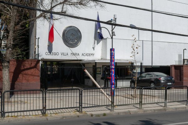 <p>El variopinto grupo de exalumnas del Villa María que serán destacadas en los 85 años del colegio</p>