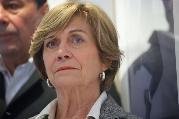 <p>Presupuesto 2026: Matthei arremete contra directora de Dipres y pide reponer la glosa republicana</p>