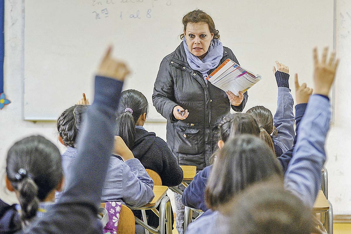 <p>Colegios subvencionados llevan dos meses sin financiamiento para pagar el 1% de cotización adicional de pensiones</p>