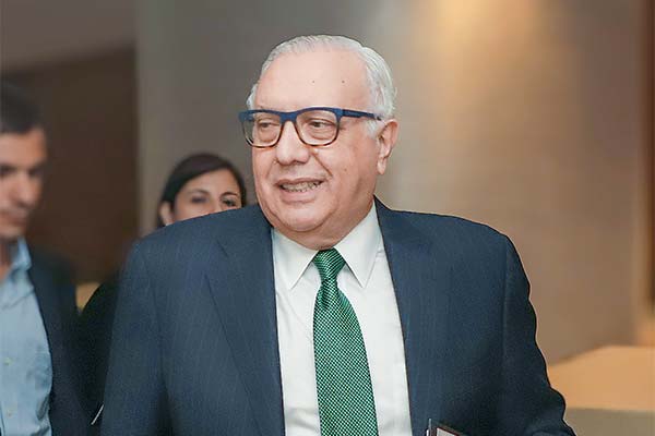 <p>Continúan las ventas: Álvaro Saieh enajena 1,22% de SMU en $ 11.279 millones a través de la bolsa</p>