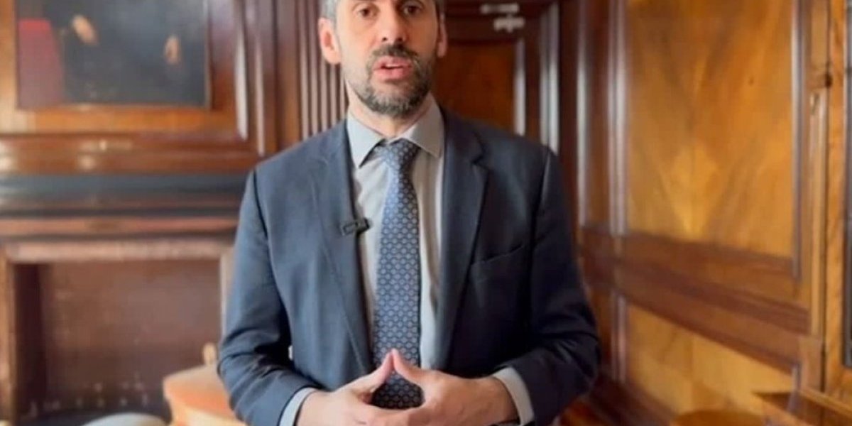 <p>Ahora en DF | Ministro de Hacienda celebra proyección de crecimiento del Banco Mundial para Chile</p>