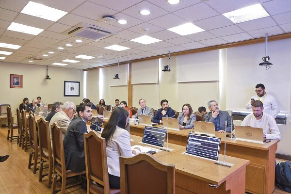 <p>Recorte a Gobiernos Regionales en el Presupuesto abre nuevo flanco para el Ejecutivo</p>