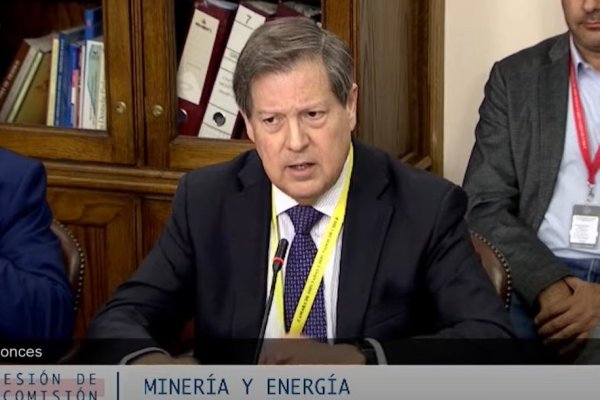<p>Jorge Riesco, presidente de Sonami, durante su intervención en la Comisión.</p>