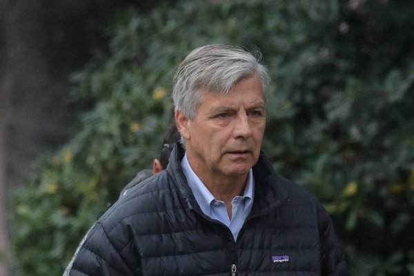 Fallece la madre de Harold Mayne-Nicholls y el candidato suspende temporalmente sus actividades públicas
