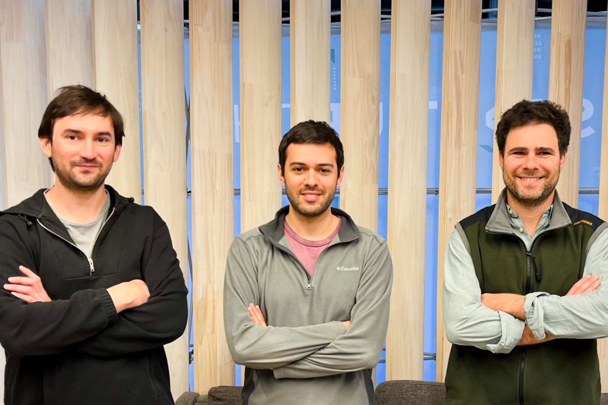 <p>Juan Pablo Corral, Vicente Opaso y Sebastián Salas, fundadores de 2IT.</p>