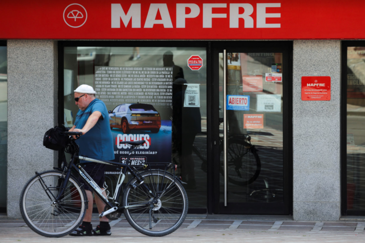 <p>Mapfre realizará 100 contrataciones en nuevos centros de Colombia, Brasil y España</p>