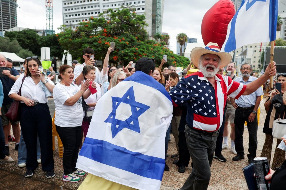 <p>Líder de Hamás declara fin de la guerra en Gaza tras garantías de EEUU y negociadores, mientras Trump anuncia viaje a Israel para recibir a rehenes</p>