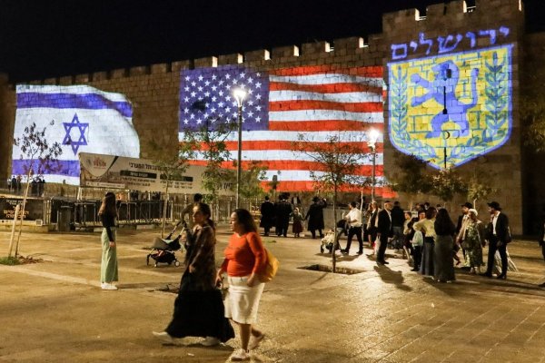 <p>A dos años del inicio de la guerra se logra la paz en Gaza: tras respaldo de Hamás, gabinete de Netanyahu aprueba el plan del presidente Trump</p>