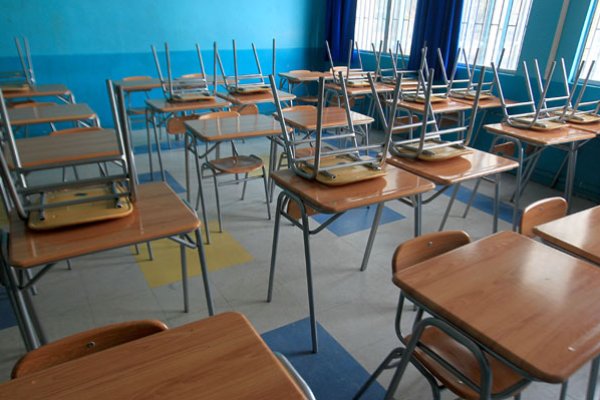 <p>Te lo explico en DF | Colegios subvencionados llevan dos meses sin financiamiento para pagar el 1% de cotización adicional de pensiones</p>
