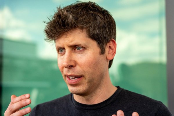 OpenAI y Broadcom firman un acuerdo de 10 gigavatios para chips y redes