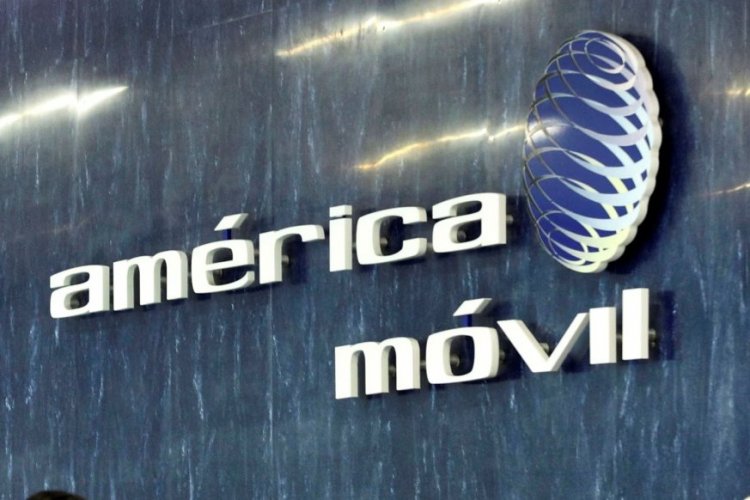 <p>Mexicana América Móvil triplica sus ganancias en el tercer trimestre gracias a reducción de costos</p>