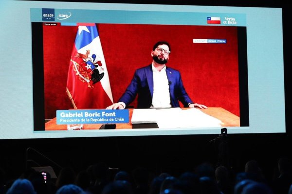 <p>"Chile no se cae a pedazos como algunos pregonan”: Boric invita a encontrar puntos en común en Enade</p>