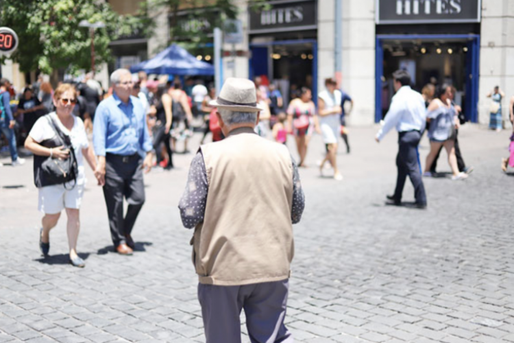 <p>Sistema de pensiones chileno vuelve a subir y se ubica en la octava posición a nivel mundial</p>