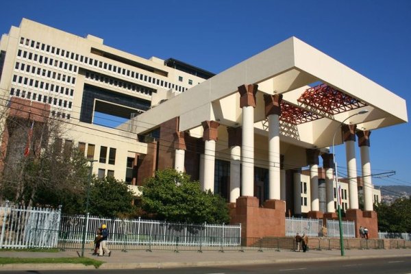<p>Tarifas eléctricas: UDI anuncia acusación constitucional contra Pardow y transversalmente piden su salida</p>