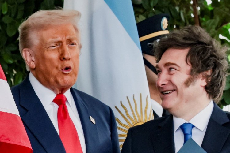 <p>EEUU duplica la ayuda a Argentina con compra de pesos en el mercado cambiario</p>