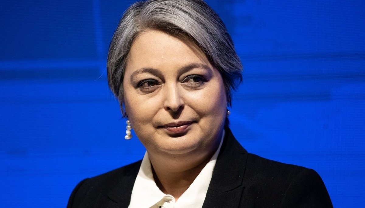 Jeannette Jara apuesta por la inversión extranjera: ¿un giro pragmático o una contradicción política?