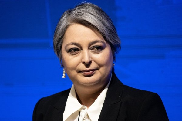 <p>En reunión con medios internacionales Jeannette Jara promete una relación colaborativa con los inversionistas extranjeros</p>